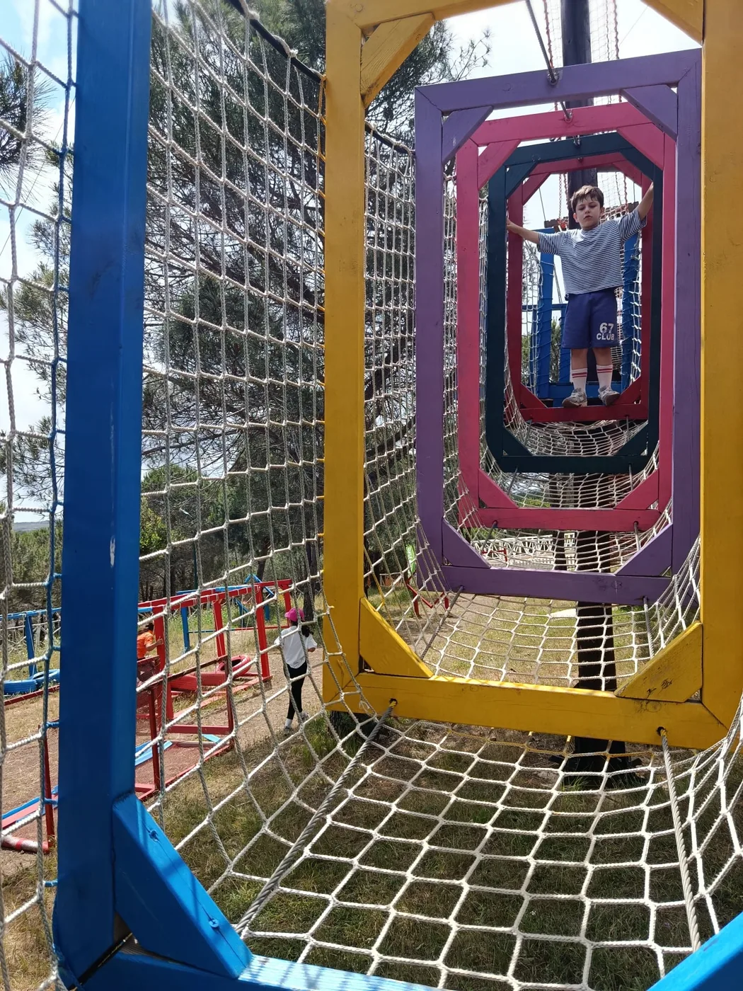 Rivaryum eğlence parkı çocuklarla